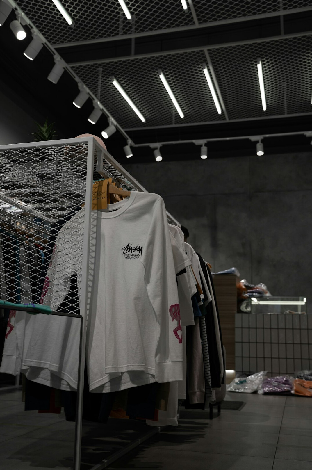 clothing store security